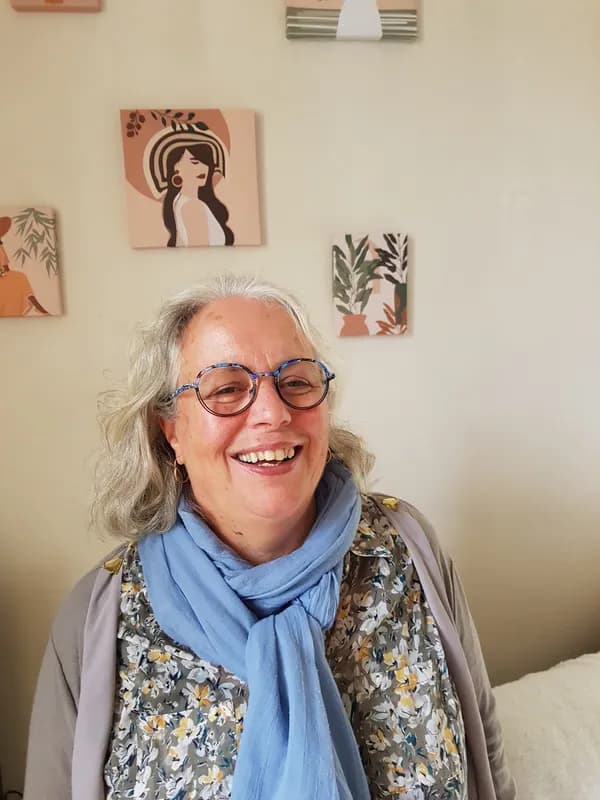 Portrait d’Anne-Marie Burnel, accompagnatrice sociale et parentale à Laval.